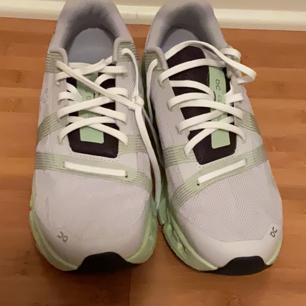 Cloud Tec Women's Athletic Shoes - White and Green